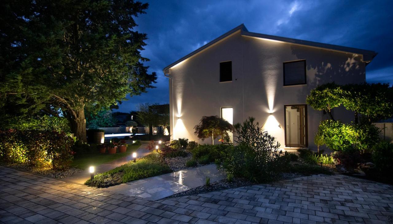 Milohnici Villa Caprice - Krk מראה חיצוני תמונה