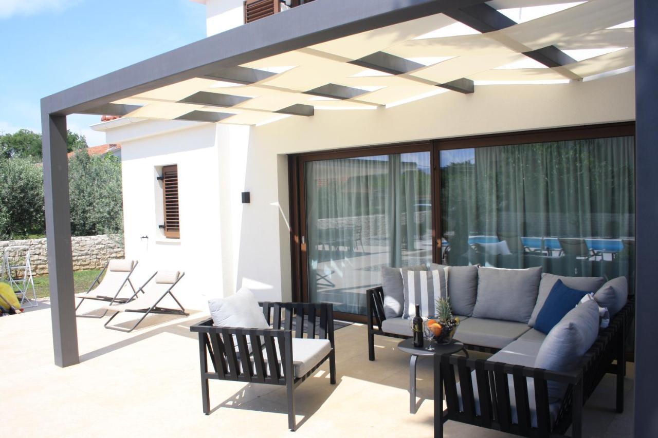 Milohnici Villa Caprice - Krk מראה חיצוני תמונה
