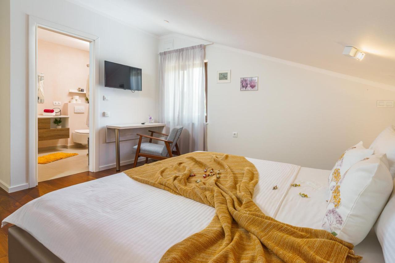 Milohnici Villa Caprice - Krk מראה חיצוני תמונה
