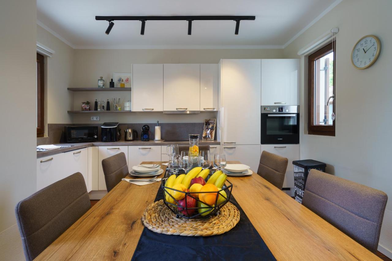 Milohnici Villa Caprice - Krk מראה חיצוני תמונה